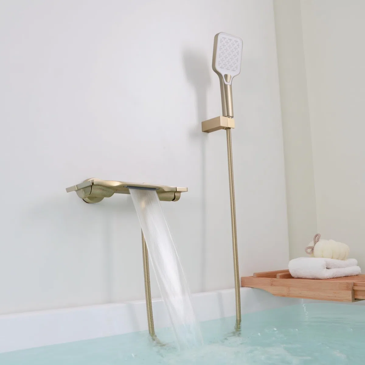 Rubinetto Vasca da Bagno a Cascata, Miscelatore Vasca da Bagno con Doccetta, Rubinetto Doccia in Ottone, Oro Spazzolato, 14Y4OK